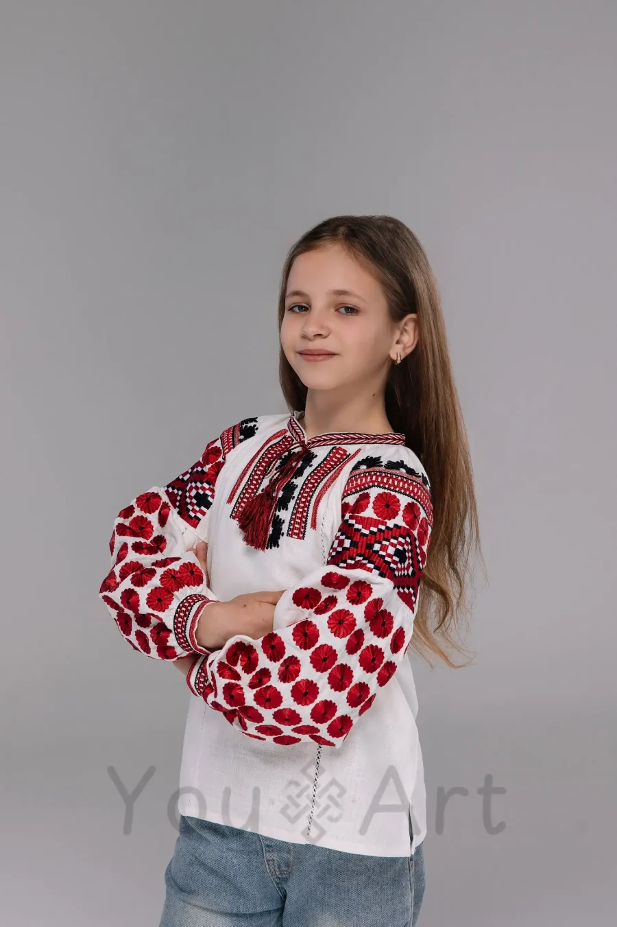 Вишиванка для дівчинки з льону Оберіг (червоно-чорна)