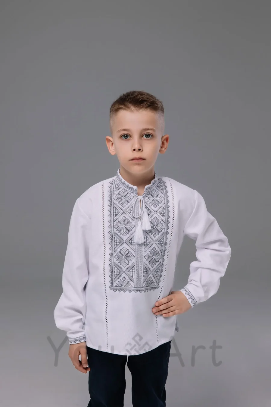 Вишиванка для хлопця Світозар (сіра)