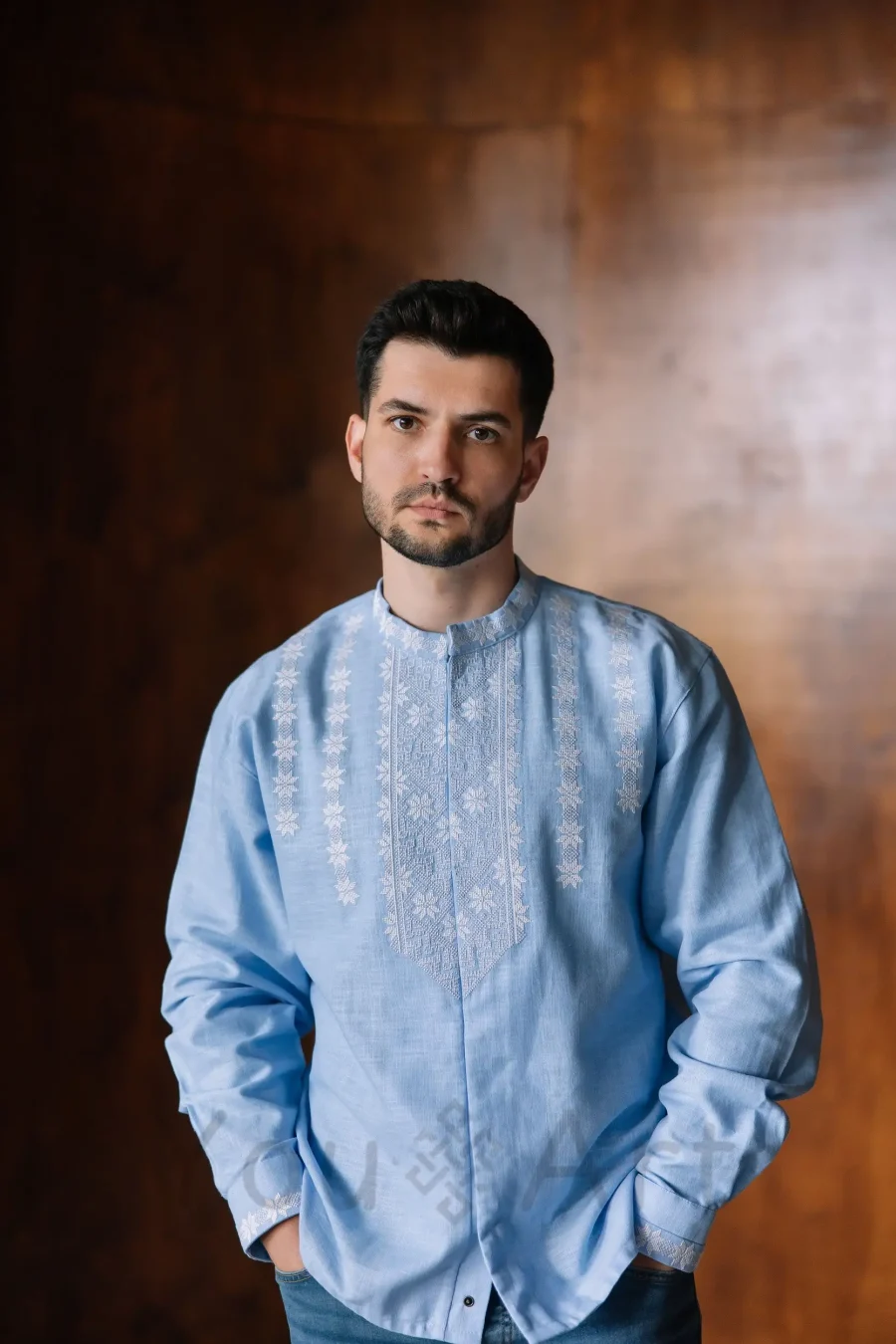 Вишиванка чоловіча Легенда (біла)